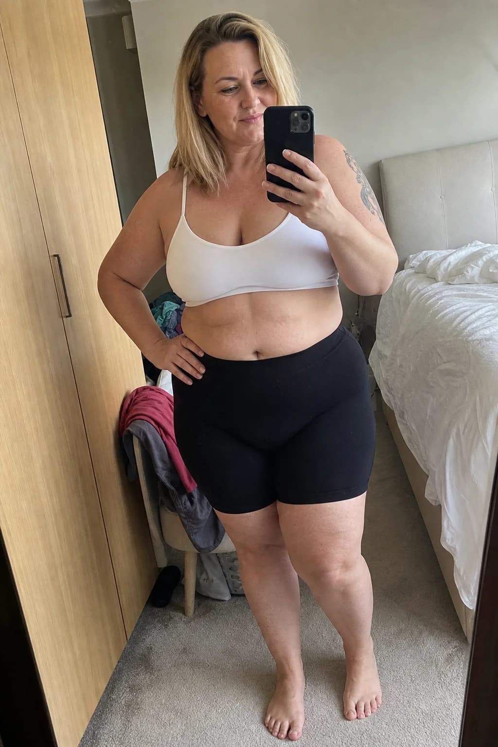 Kelly R. wearing WoWearShape
