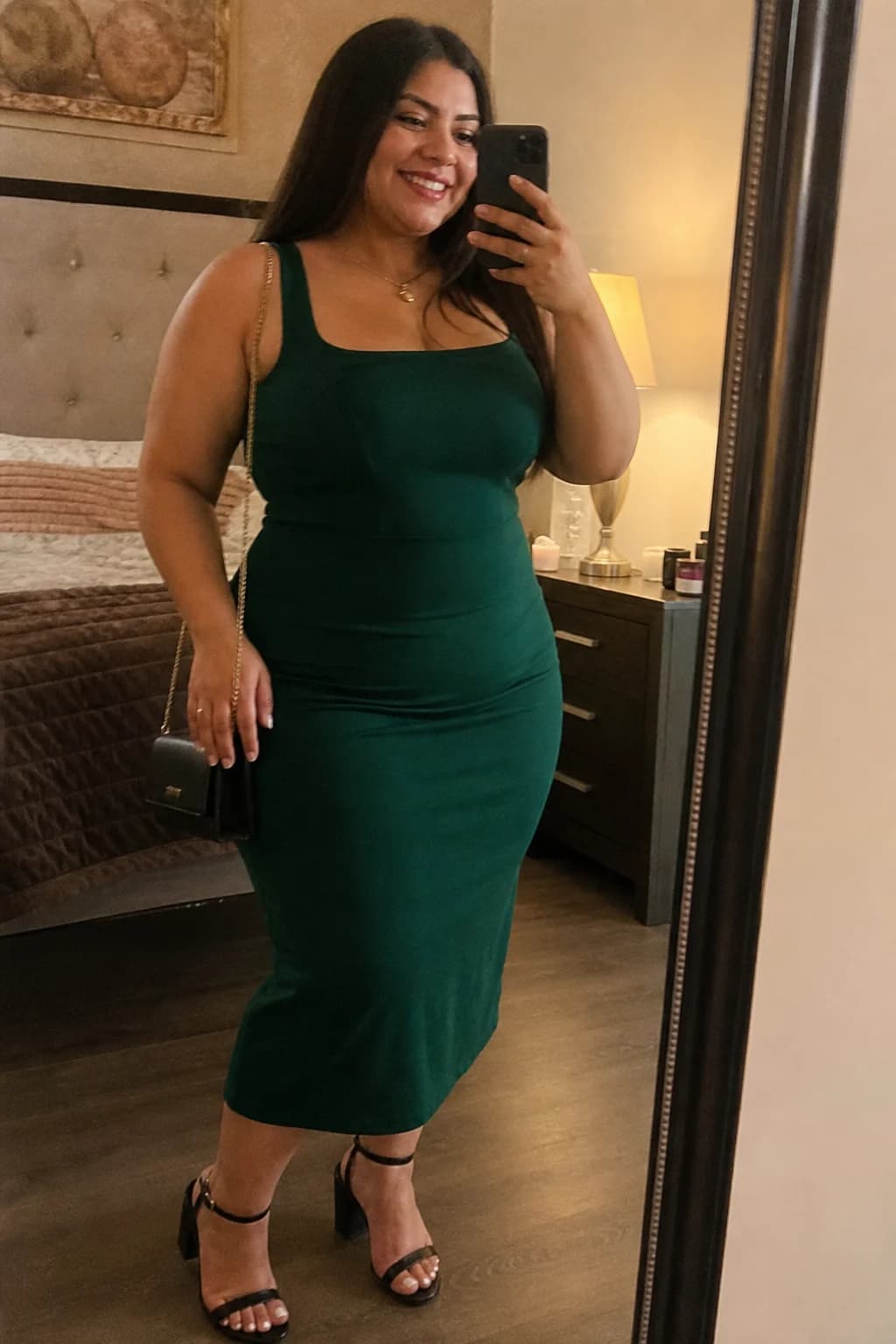 Elena M. wearing WoWearShape